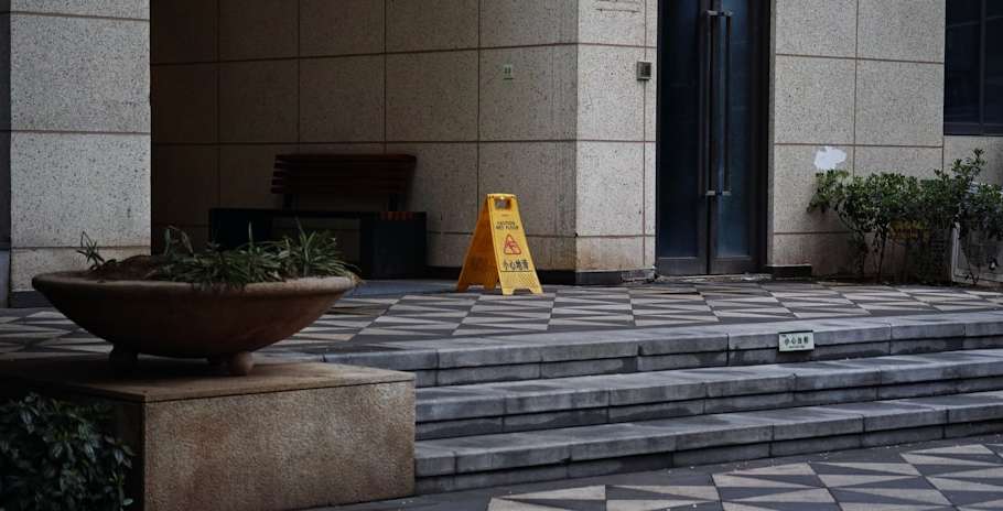 Commercial slip fall attorney